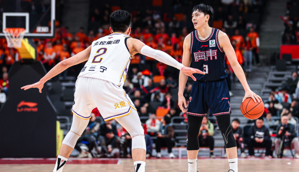 半岛体育官网 :斯瓦泰克手感滚烫,带领广东男篮惊险山东泰山,赛后一句话霸气侧漏的简单介绍